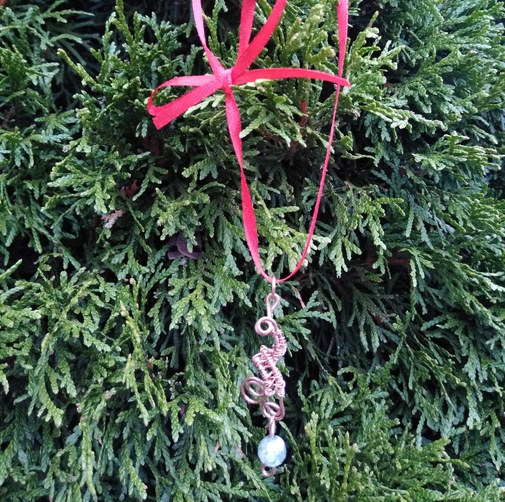 Ribbon charm necklace